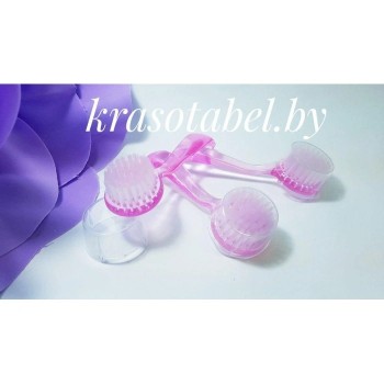 Nail Brush With Cap