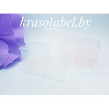 Two-Section Container For Lint-Free Wipes